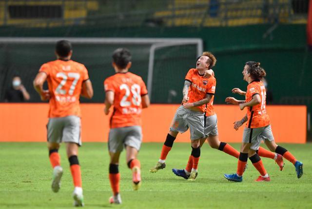 九游娱乐中心-【足协杯】王永珀卡尔德克破门 深圳3比1淘汰沧州